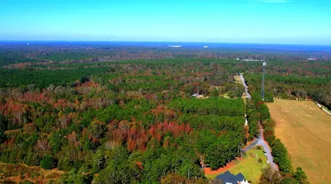 807 Gary Rd, Hodges, SC 29653 photo 4