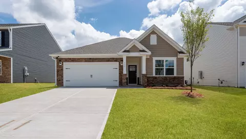 938 Pineland Dr, Woodruff, SC 29388