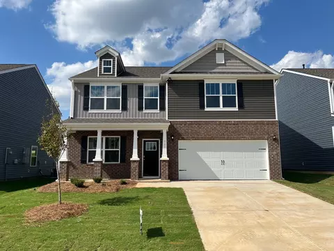 925 Pineland Dr, Woodruff, SC 29388
