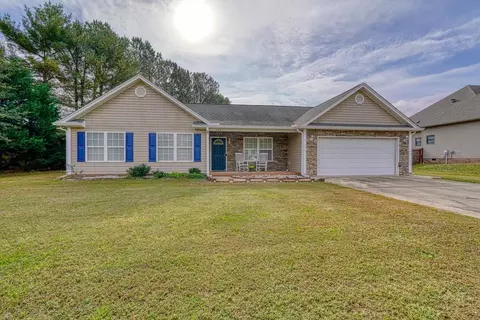 1607 Bishop Rd, Inman, SC 29349