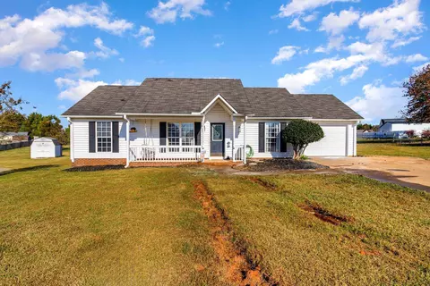 420 Harvester Ct, Boiling Springs, SC 29316