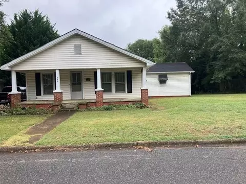 422 Crawford St, Shelby, NC 28150