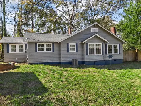 299 Geddis Rd, Inman, SC 29349