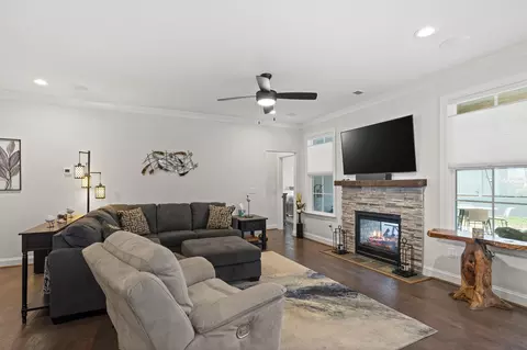 322 Maple Springs Dr, Greer, SC 29651 photo 6