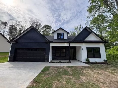 947 Mike Cir, Spartanburg, SC 29303