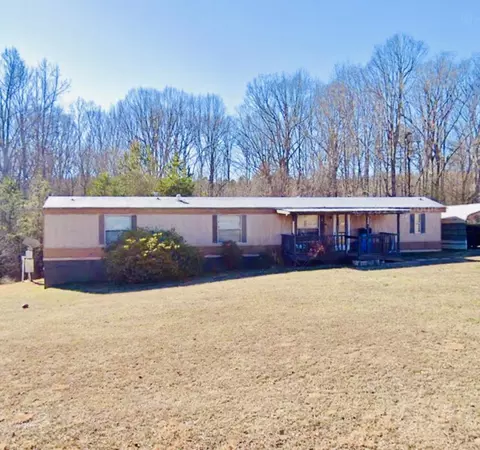154 Williams Rd, Campobello, SC 29322 photo 2