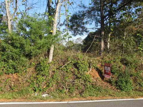 2 Hickory Hollow Road, Inman, SC 29349