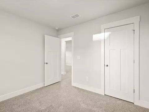1070 Hillcraft Dr, Greer, SC 29651 photo 29