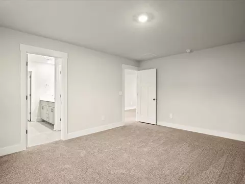 1070 Hillcraft Dr, Greer, SC 29651 photo 19