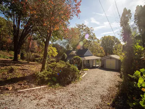 114 Wilderness Rd, Tryon, NC 28782 photo 4
