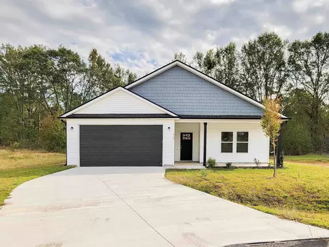 222 Essex Dr, Clinton, SC 29325