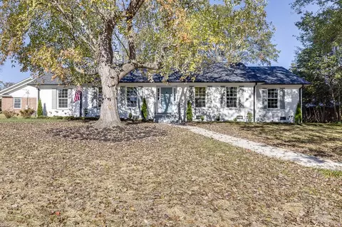 3 Vaille Dr, Taylors, SC 29687