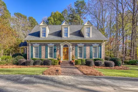 100 Crestview Dr, Union, SC 29379 photo 1