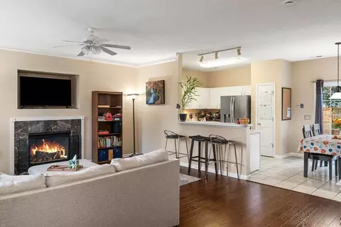 16 Stockbridge Dr, Greer, SC 29650 photo 4