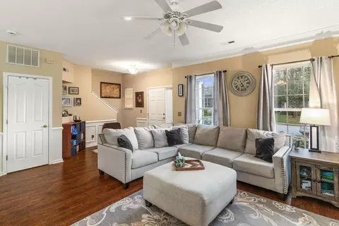 16 Stockbridge Dr, Greer, SC 29650 photo 8