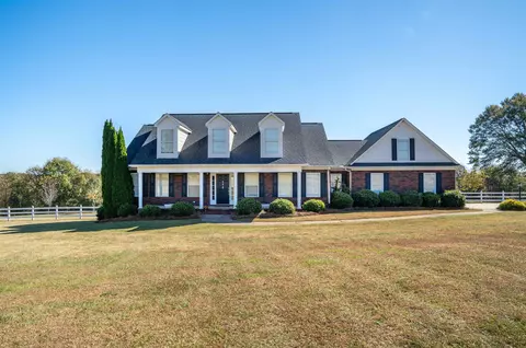 172 Tuscany Ln, Chesnee, SC 29323