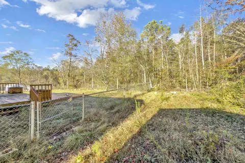 Exterior - 435 Bailey Rd, Buffalo, SC 29321 photo 6 of 10