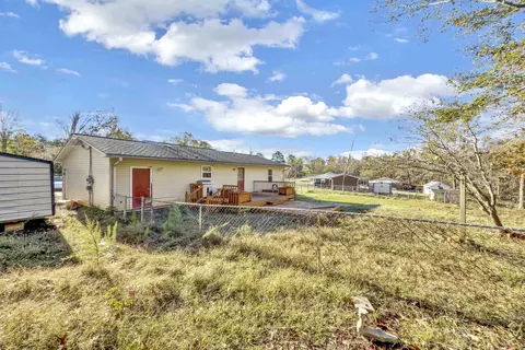 Exterior - 435 Bailey Rd, Buffalo, SC 29321 photo 5 of 10