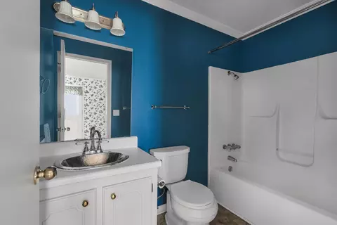 Bath - 435 Bailey Rd, Buffalo, SC 29321 photo 1 of 1