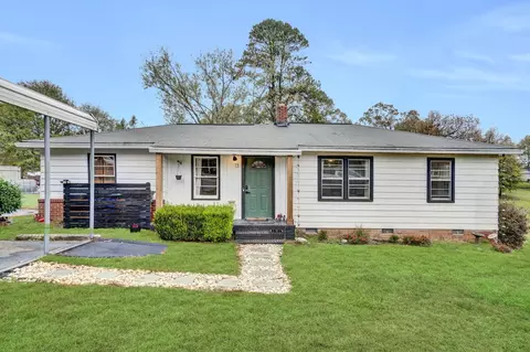 13 Derwood Cir, Greenville, SC 29617