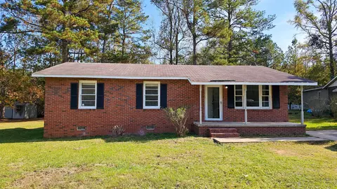 425 Bintage Rd, Greenwood, SC 29649