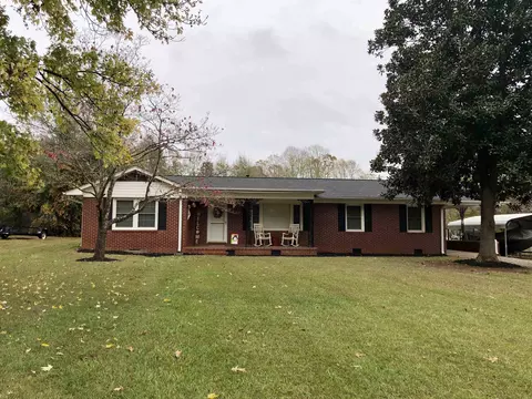 302 N Carolina Ave, Chesnee, SC 29323
