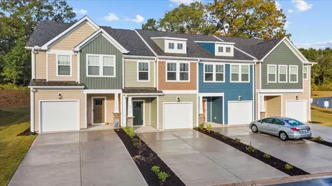 1210 Cherry Orchard Rd, Moore, SC 29369 photo 2