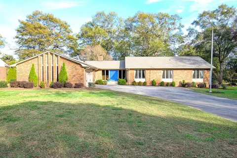 205 Bentway Ln, Spartanburg, SC 29302