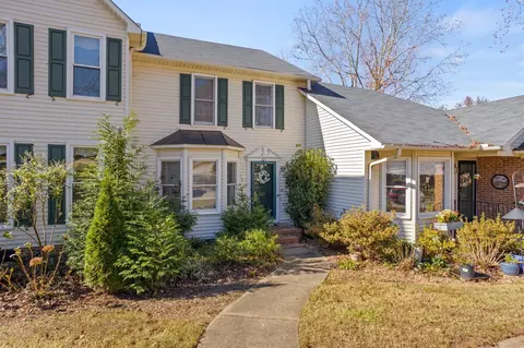 321 Angie Dr, Taylors, SC 29687
