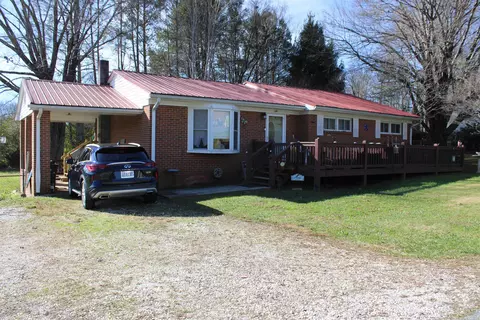 386 Morris Rd, Brevard, NC 28712 photo 1