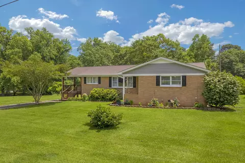 123 Pleasant Meadows Dr, Gaffney, SC 29341