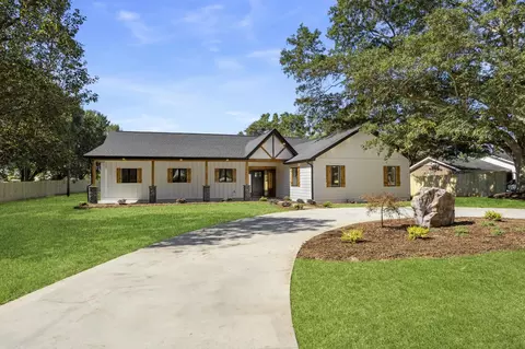 200 Spring St, Boiling Springs, SC 29316