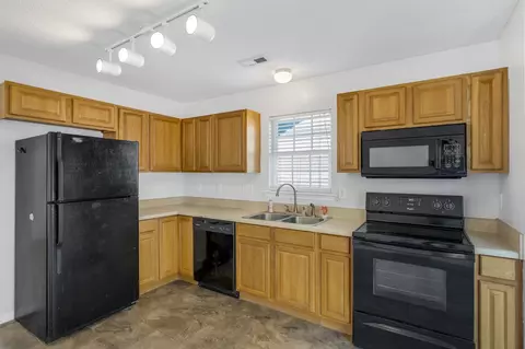 476 Barton St, Duncan, SC 29334 photo 12