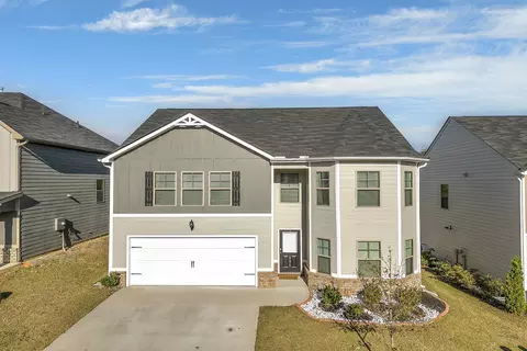 906 Equine Dr, Roebuck, SC 29376
