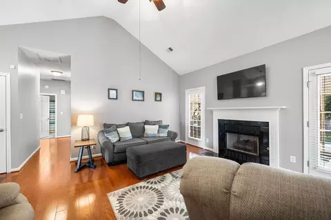 230 Glen Crest Dr, Moore, SC 29369 photo 8
