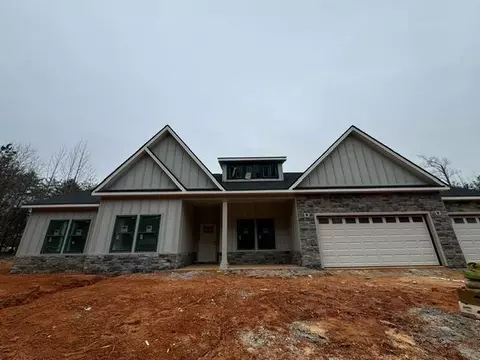 365 Smith Chapel Rd, Campobello, SC 29322