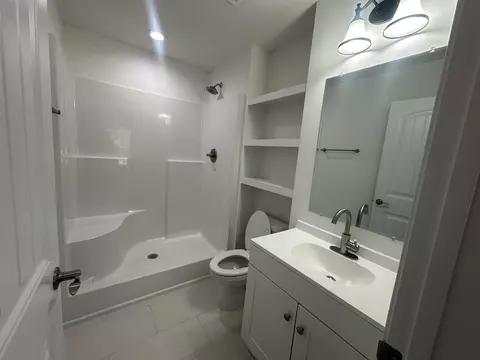 156 E Third St, Gaffney, SC 29340 photo 9