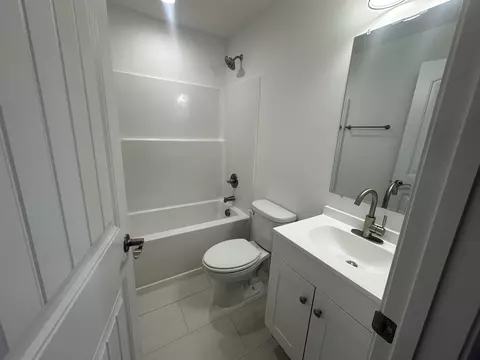 156 E Third St, Gaffney, SC 29340 photo 8