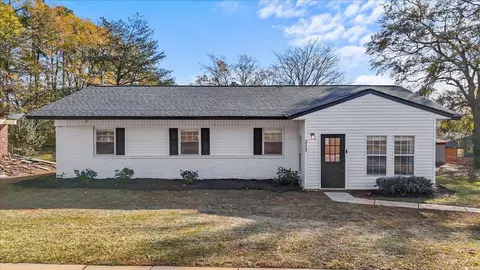 213 Fisher Ave, Spartanburg, SC 29301
