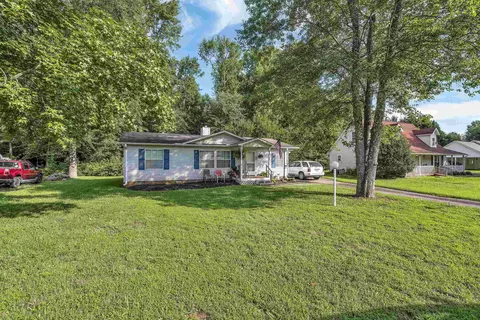 129 Notchwoods Dr, Boiling Springs, SC 29316