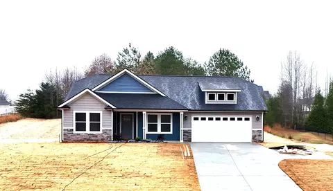 315 Natures Trl, Gaffney, SC 29341