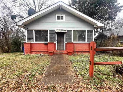 566 Hugh St, Spartanburg, SC 29301