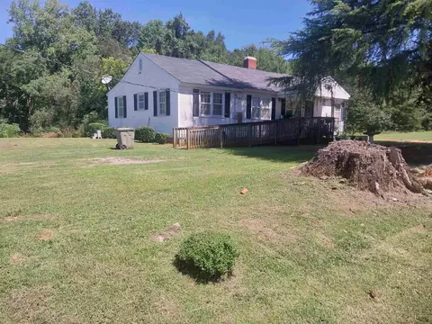 254 Irby Rd, Spartanburg, SC 29301