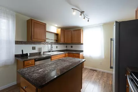 102 Beech St, Gaffney, SC 29340 photo 8
