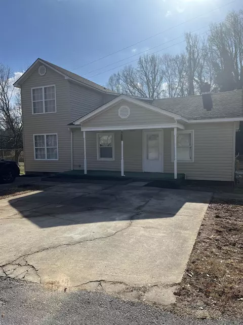 508 Holly St, Gaffney, SC 29340