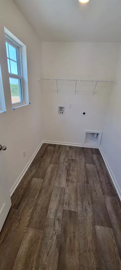 6043 Willutuck Dr, Boiling Springs, SC 29316 photo 10