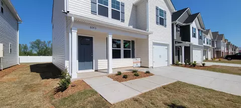 6043 Willutuck Dr, Boiling Springs, SC 29316 photo 2