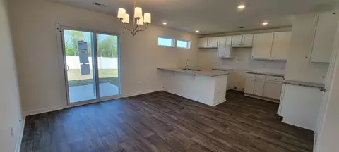 6043 Willutuck Dr, Boiling Springs, SC 29316 photo 4