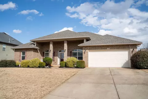 258 Springlakes Estates Dr, Lyman, SC 29365