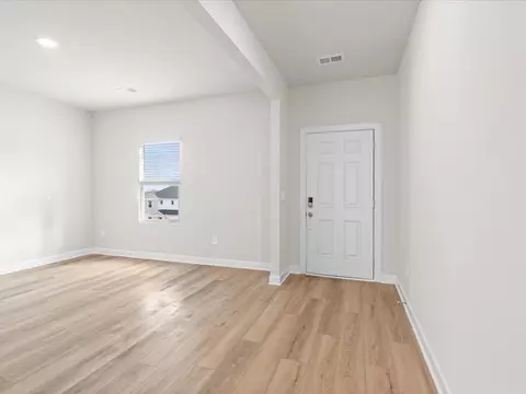 1079 Appalachian Dr, Moore, SC 29369 photo 2